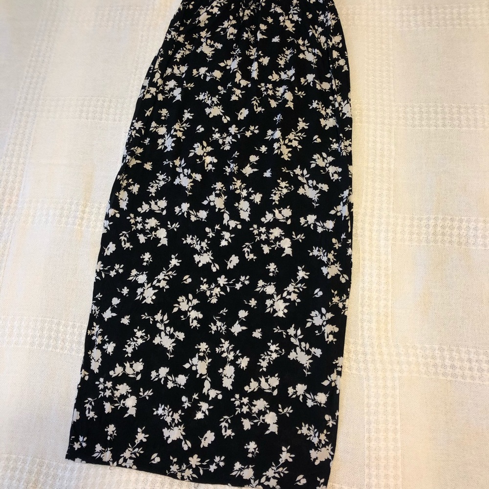 Beautiful Summer Skirt! - Picture 1 of 11